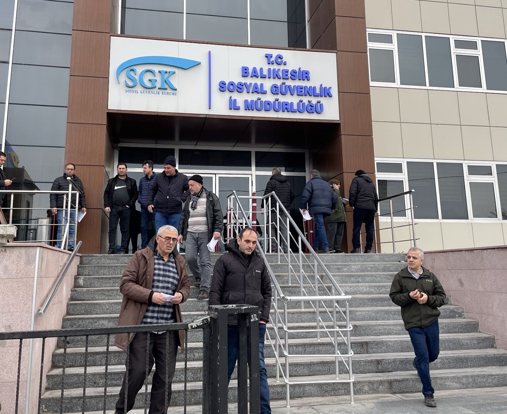 SGK binalarında EYT yoğunluğu - 12