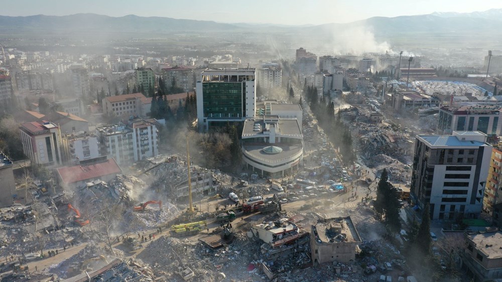 Türkiye'yi yalnız bırakmadılar! Birçok ülkeden depremzedeler için yardım kampanyası - 15