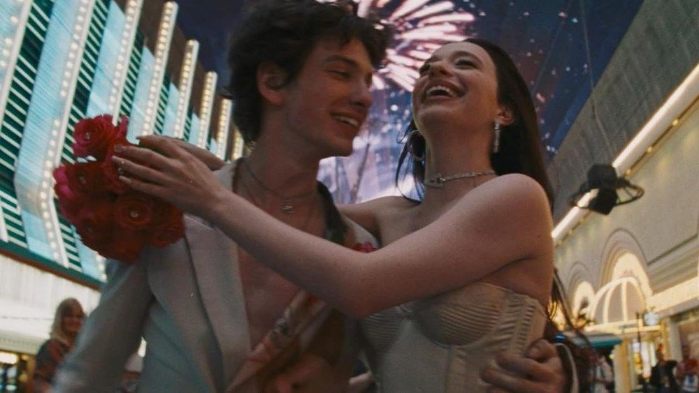 Oscar zaferi sonrası Mikey Madison'a rol yağıyor - 6