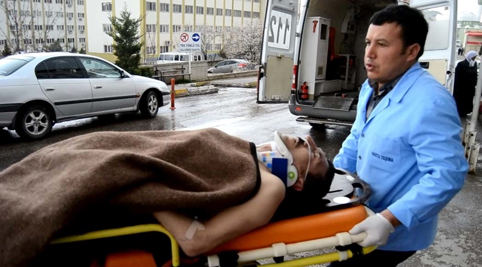 AK Partili belediye başkanı kaza geçirdi - 1