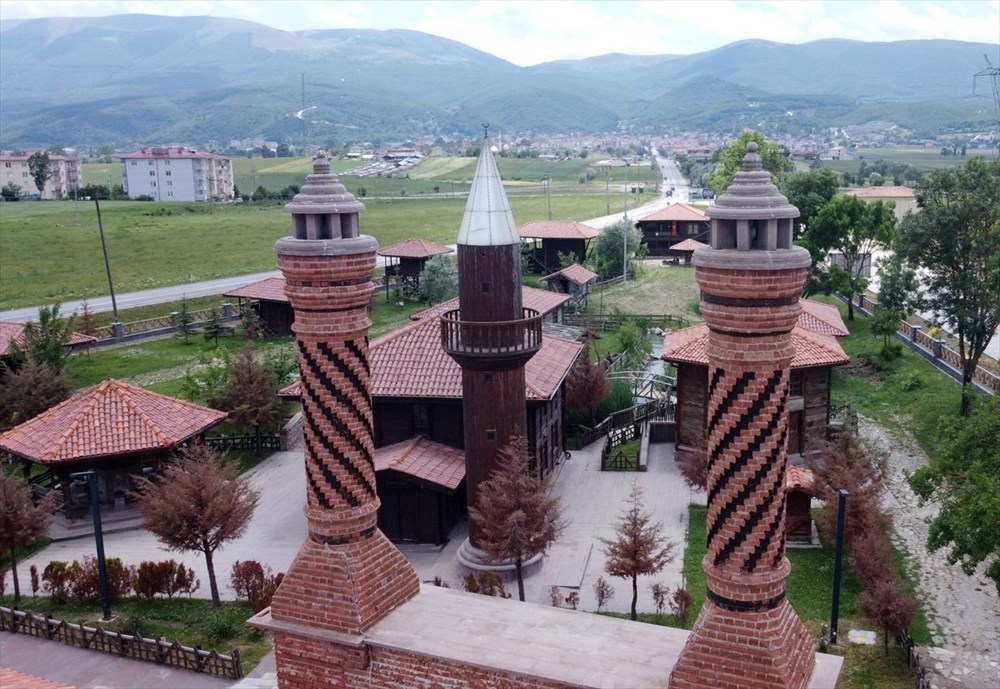 Dünyada bir benzeri olmayan köy: Ambarköy - 6