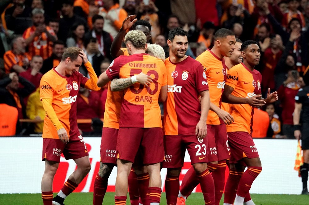 Galatasaray Süper Lig'de 24. kez şampiyon: Rekorlarla gelen zaferin hikayesi - 9