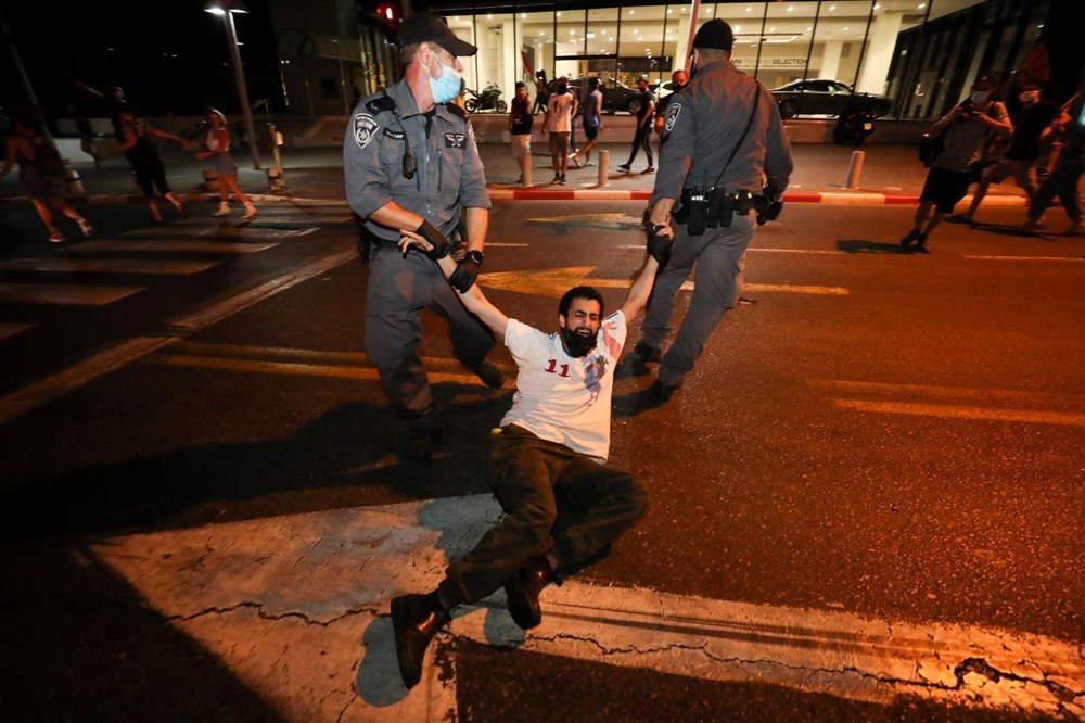 Netanyahu karşıtı gösteriler kısıtlamalara rağmen sürüyor - 3