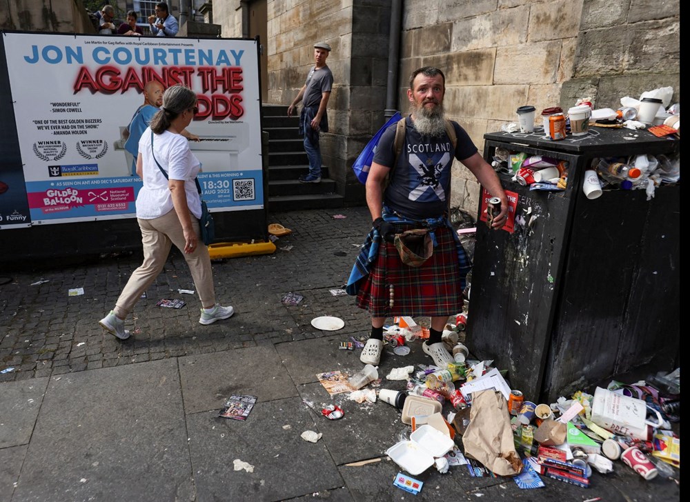 İskoçya'nın başkenti Edinburg'ta sokakları çöp kapladı: Fare istilası endişesi - 9