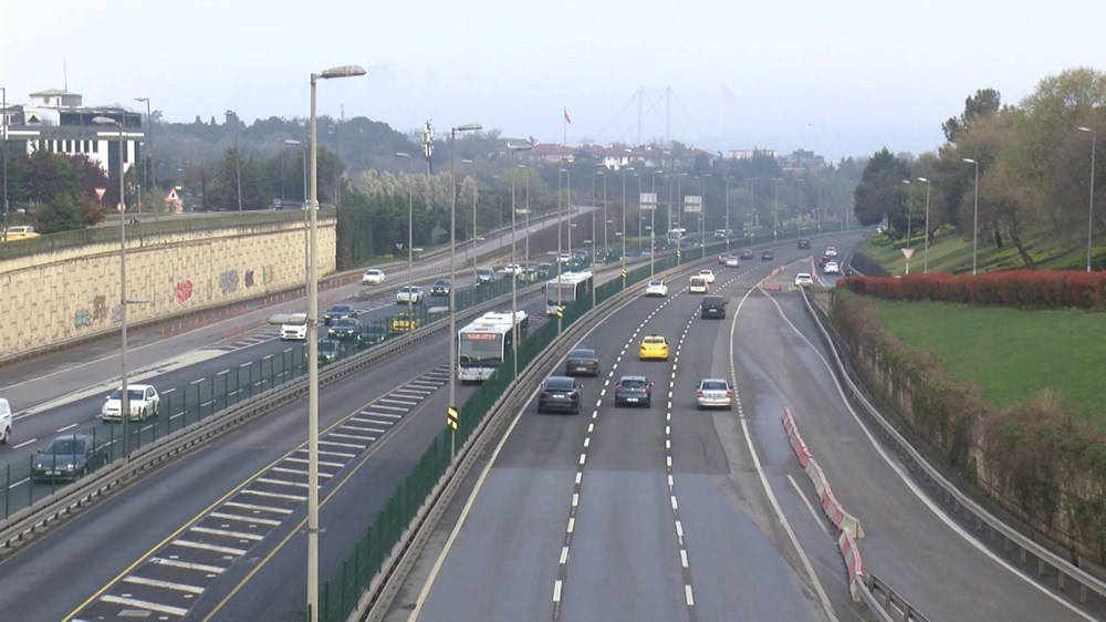 İstanbul'da Bayram Tatiliyle Yollar Tenha Şehre Dönüştü 75 1m52dOqAH0qakKRILlyMBQ
