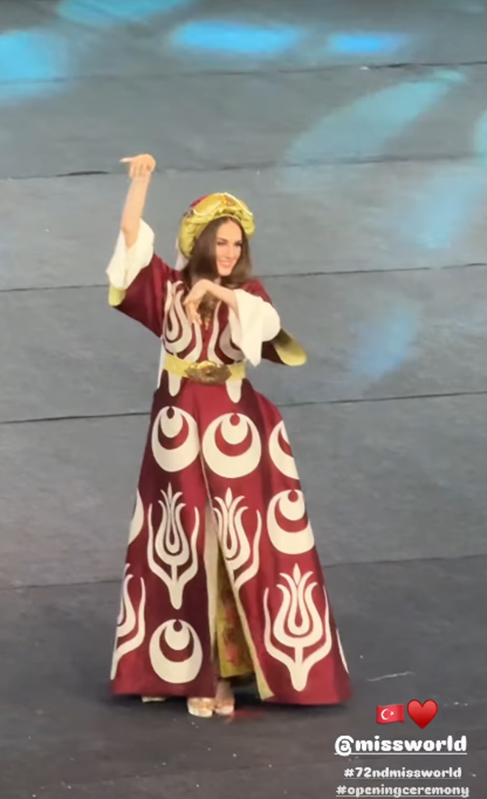 İdil Bilgen, Miss World yarışmasında: "Türk bayrağını dalgalandırmak çok özeldi" - 4