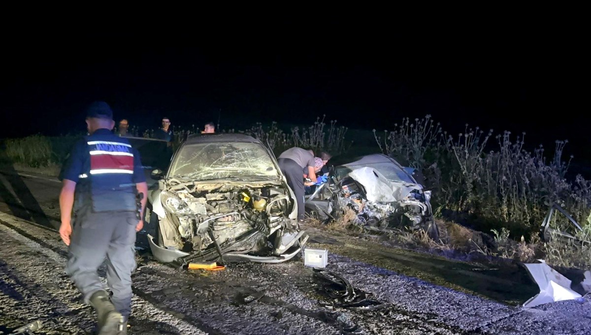 Tekirdağ'da feci kaza | Oğlunun kullandığı otomobili sollamaya çalıştı: 3 ölü, 5 yaralı