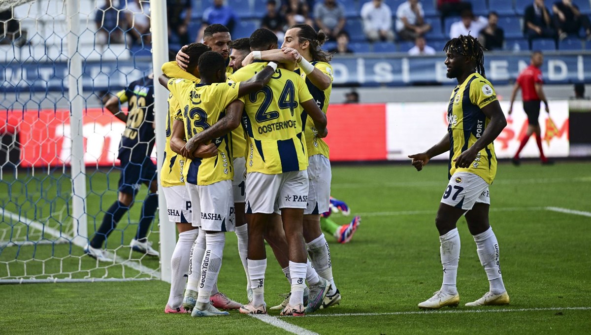 Fenerbahçe, Kasımpaşa'yı 2 golle geçti: Rekor 32 maça çıktı