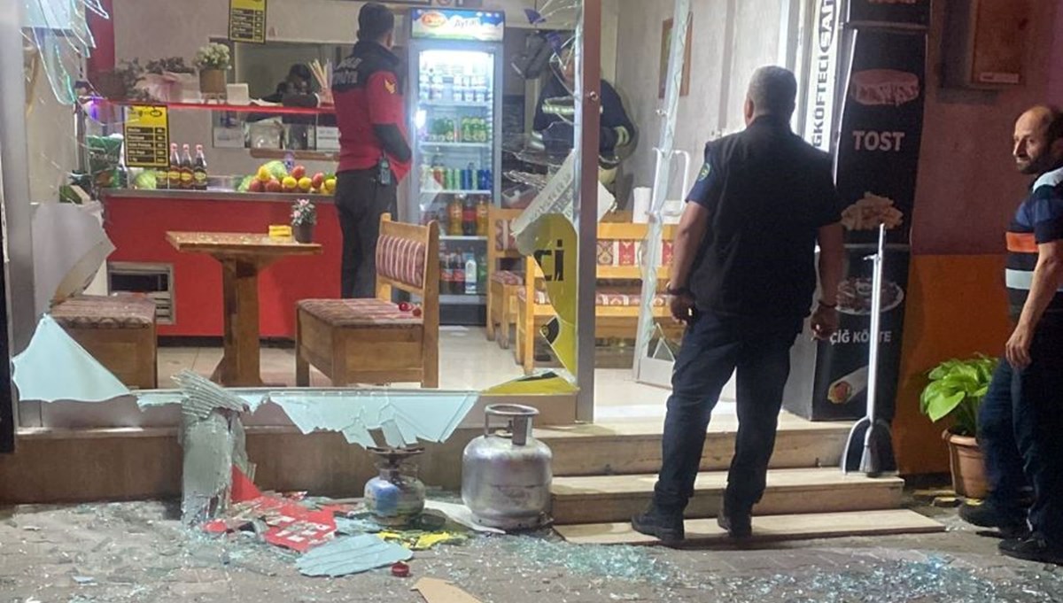 Mutfak tüpü bomba gibi patladı Mutfak tüpü bomba gibi patladı