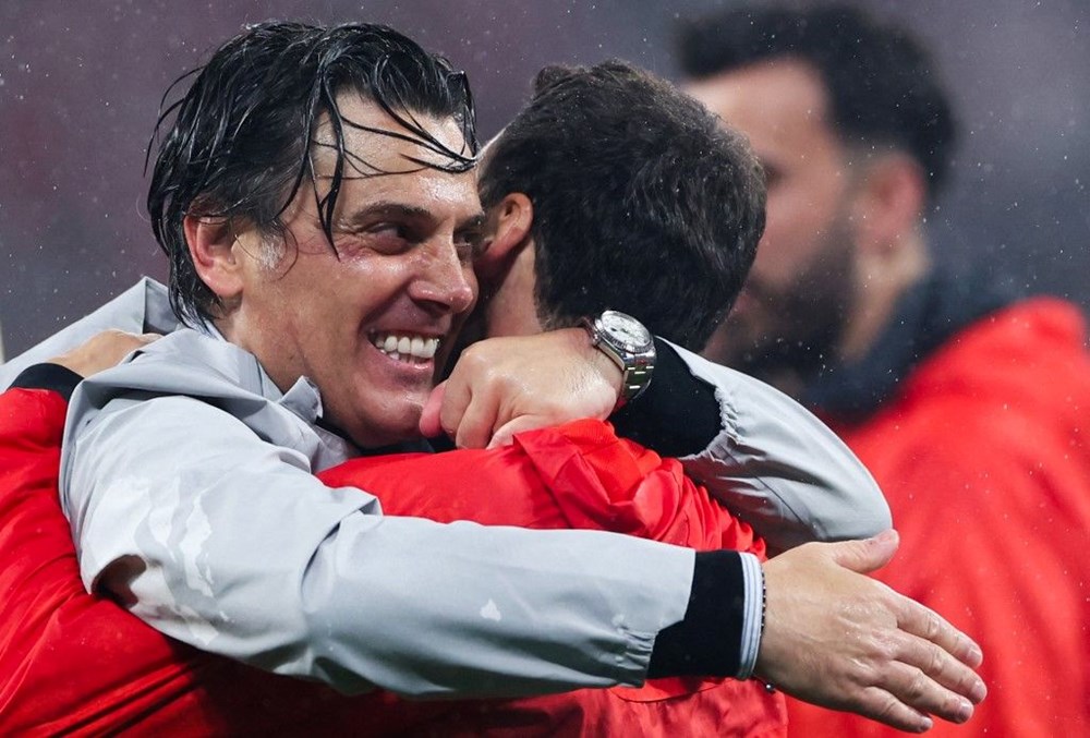 Vincenzo Montella'dan Macaristan maçı öncesi çarpıcı açıklama ve İrfan Can Eğribayat cevabı: Bu soruya gülümsüyorum - 10