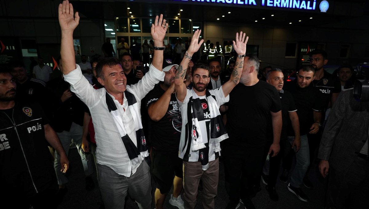 Rafa Silva Beşiktaş için İstanbul'da: Zaferler kazanmak için buradayım Rafa Silva Beşiktaş için İstanbul'da: Zaferler kazanmak için buradayım