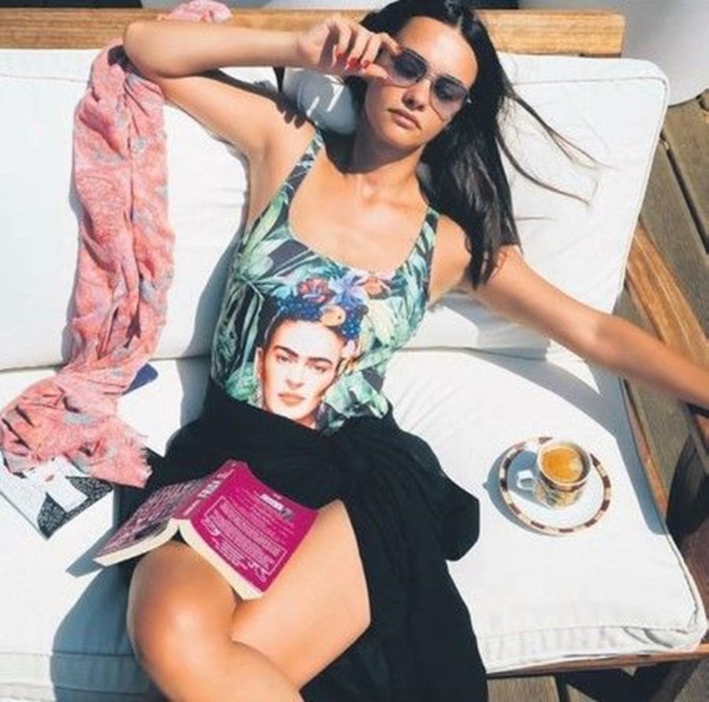 Bergüzar Korel'den kitap tavsiyesi (Ünlü isimlerin okudukları kitaplar) - 8