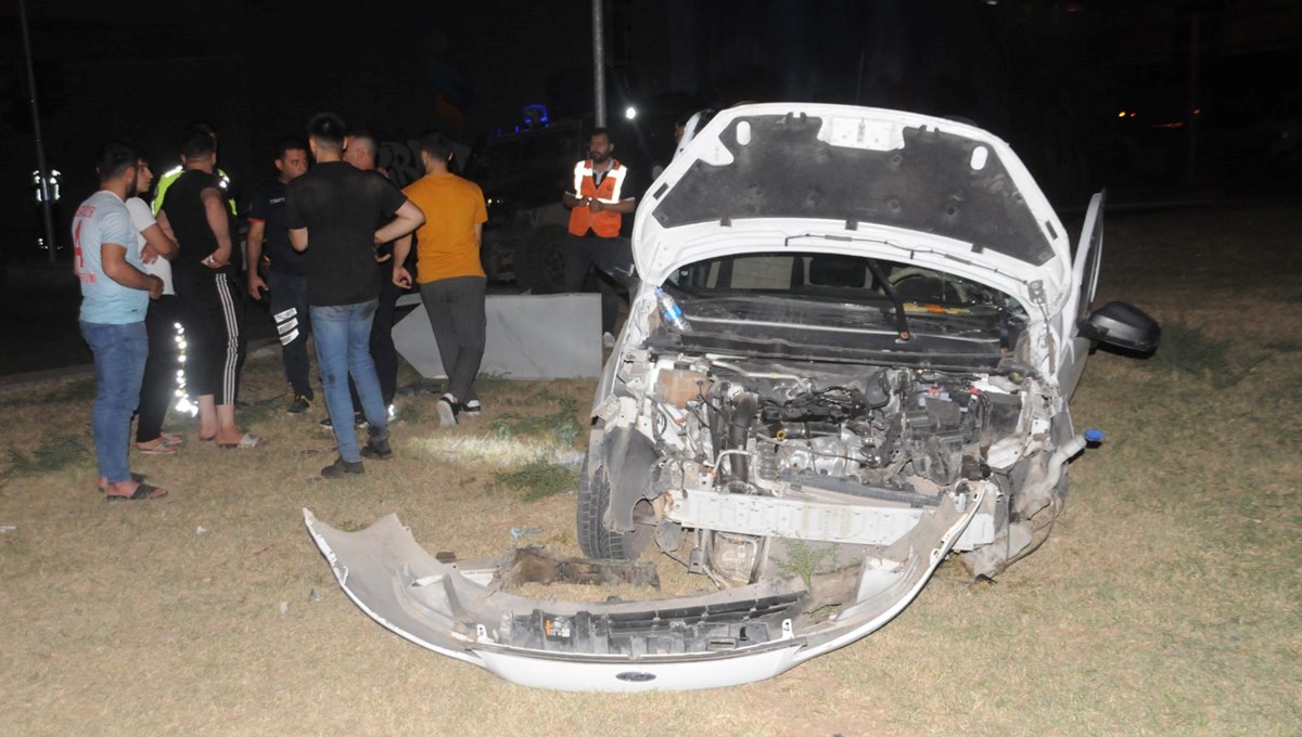 Şırnak'ta trafik kazası: 4'ü çocuk 8 yaralı Şırnak'ta trafik kazası: 4'ü çocuk 8 yaralı