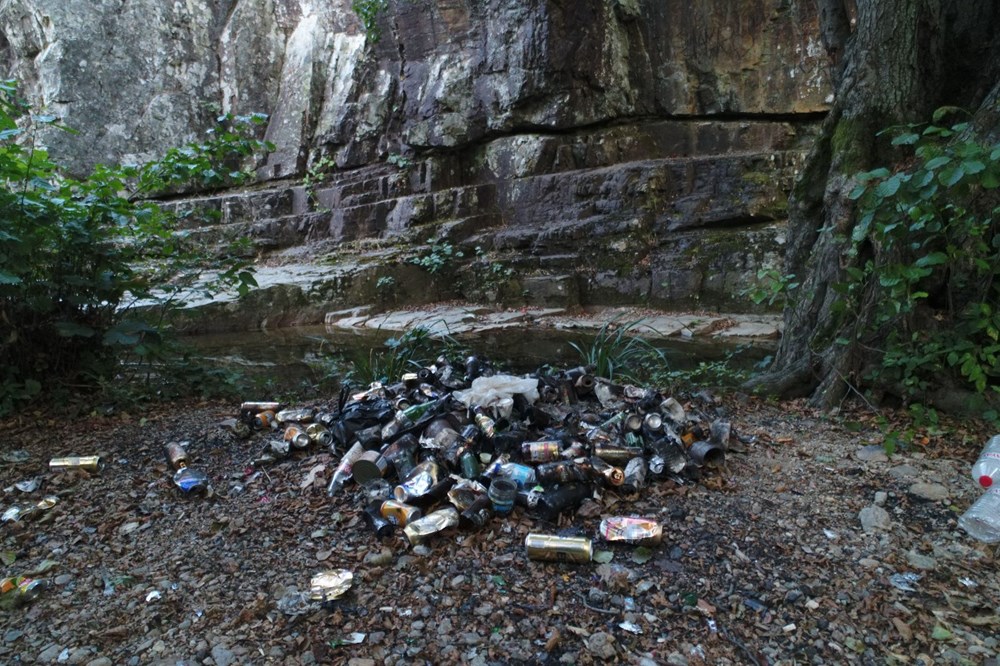 Kırklareli'deki Cehennem Şelaleleri'nin çevresi atık ve çöplerle doldu - 2