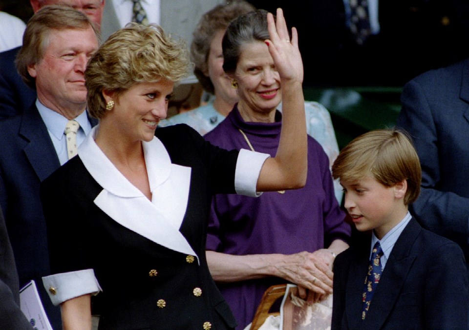 Prenses Diana röportajı 26 yıl sonra istifa getirdi - 1