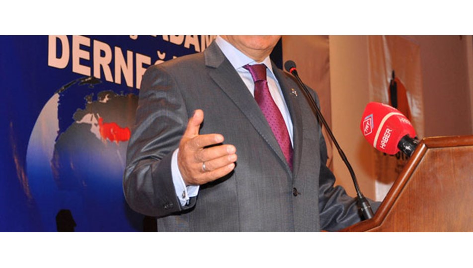 Arınç: Yıllarca postal yalayanı gördük