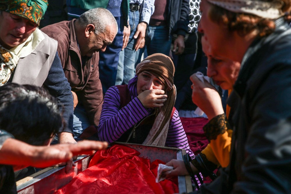 Hain saldırının küçük kurbanları: Cenazede gözyaşları sel oldu - 14