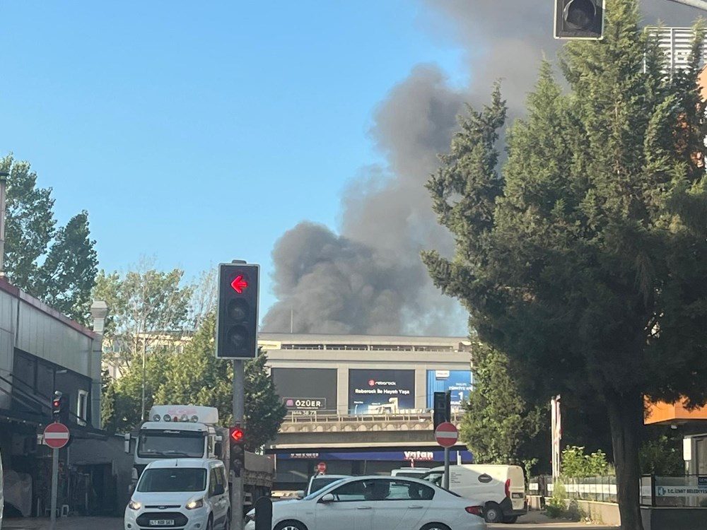 Kocaeli'de geri dönüşüm tesisinde yangın - 4