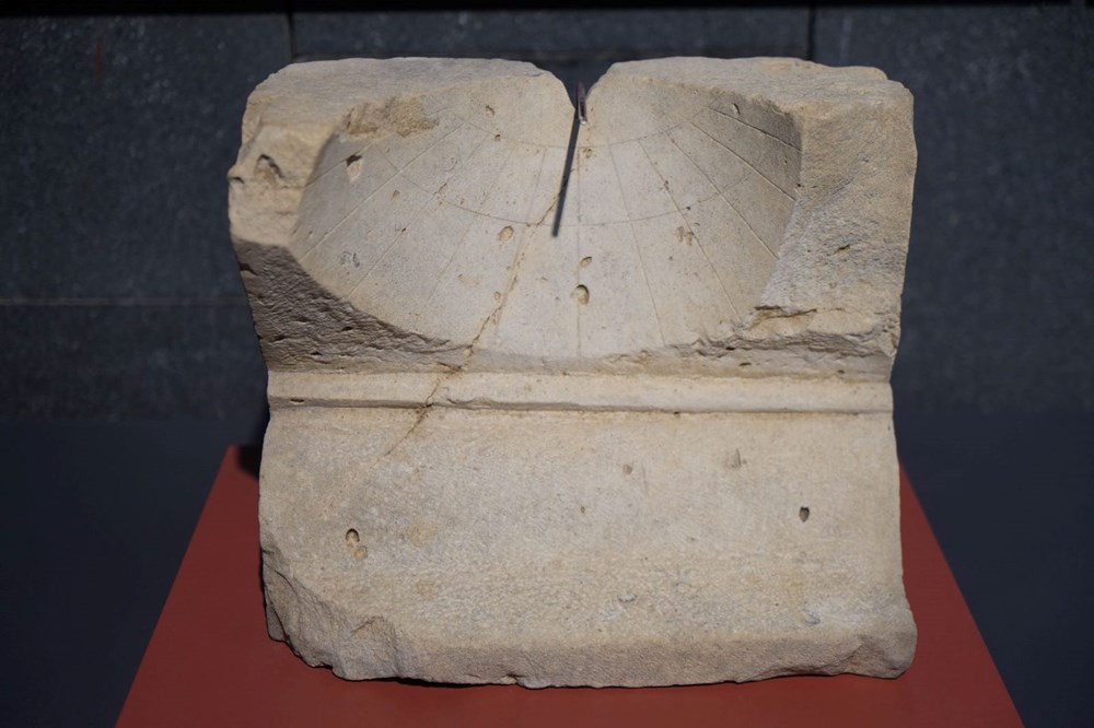 Roma Dönemi’ne ait güneş saati Samsun Müzesi’nde sergileniyor - 1