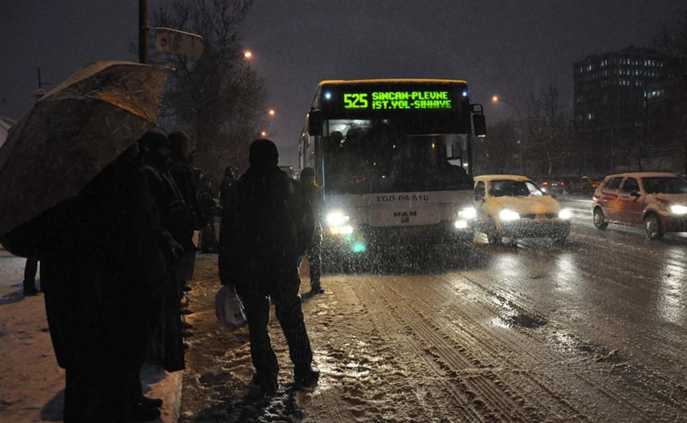 Başkentlinin kar çilesi - 1