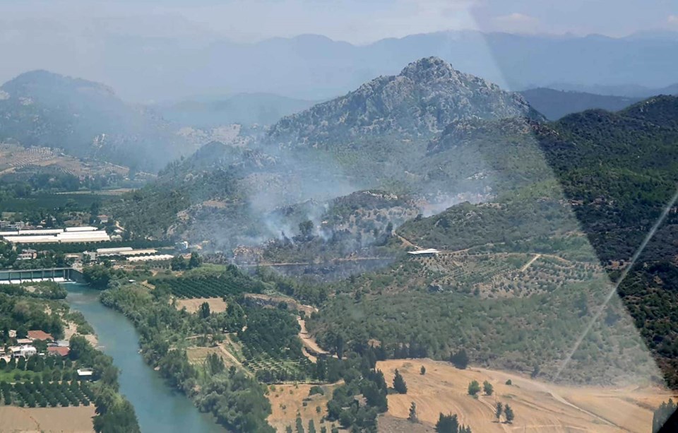 Antalya Manavgat'ta orman yangını - 1