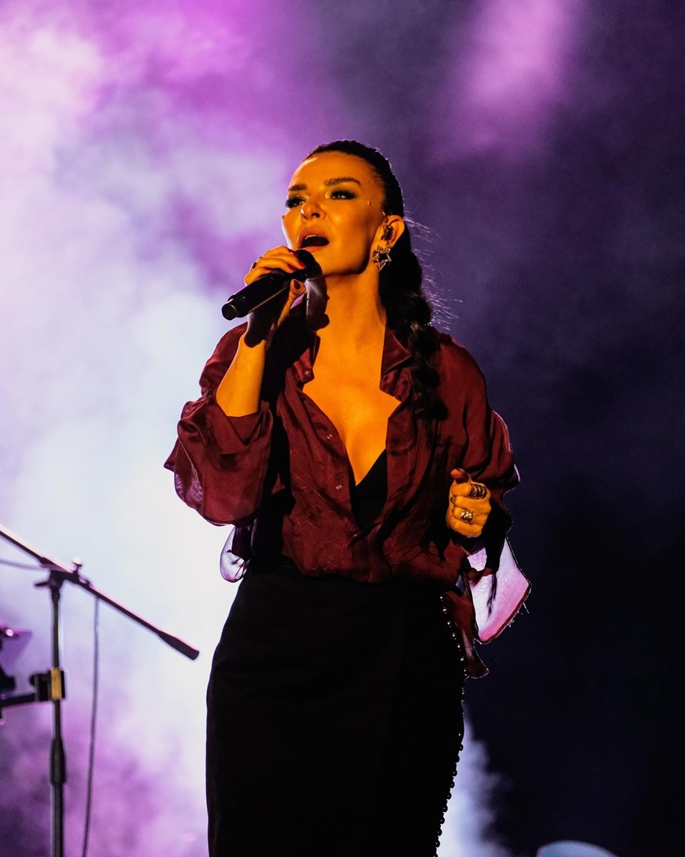 Şarkıcı Fatma Turgut'un ehliyetine el konuldu - 1
