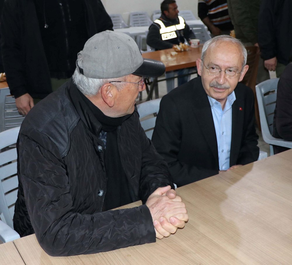 CHP lideri Kemal Kılıçdaroğlu geceyi çadırda geçirdi - 4