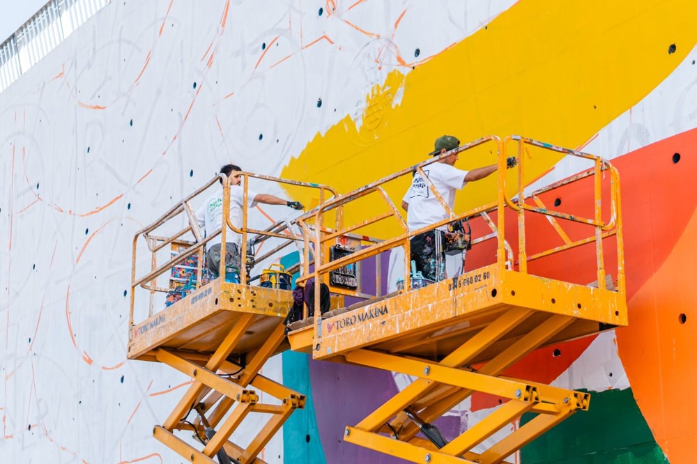 İstanbul’un duvarları renkleniyor - 1