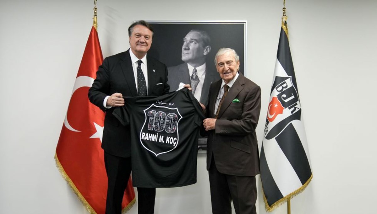 Rahmi Koç'tan Hasan Arat'a tebrik ziyareti Rahmi Koç'tan Hasan Arat'a tebrik ziyareti