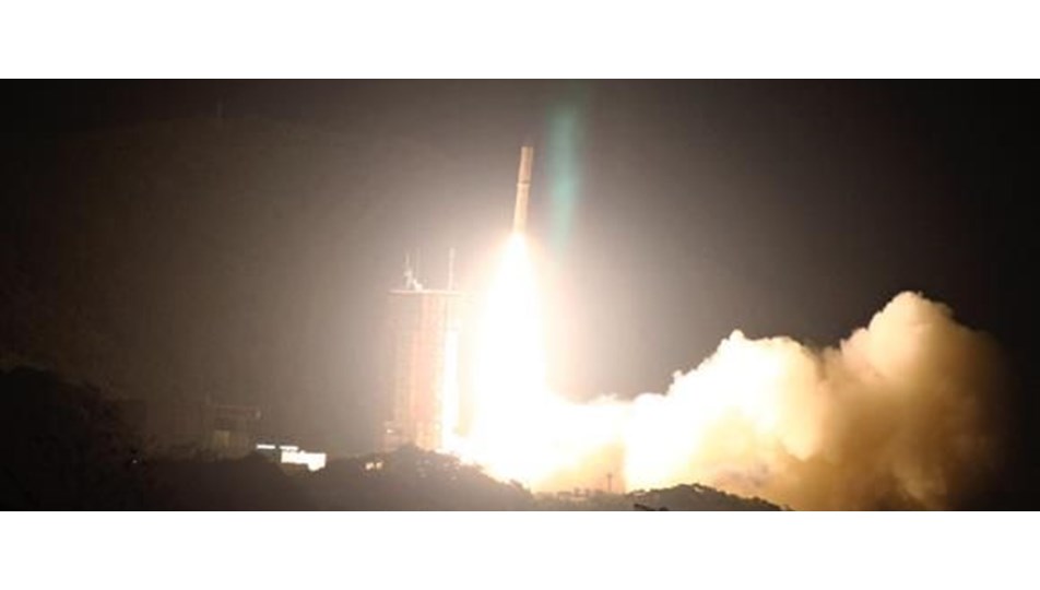 Japonya Epsilon tipi roketle üçüncü fırlatışını yaptı
