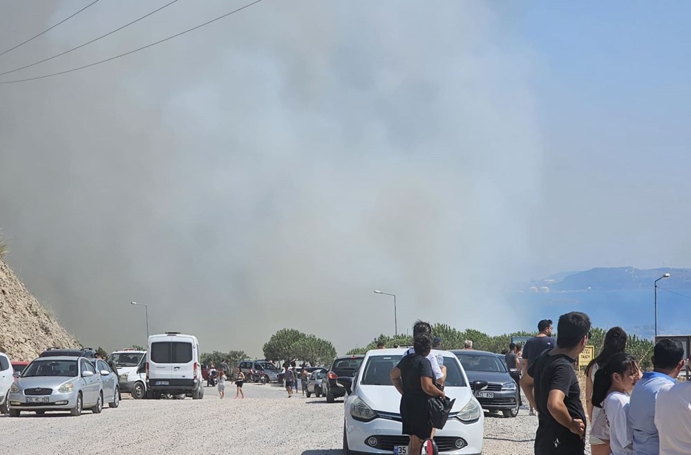 İzmir'de orman yangını: Bir site tahliye edildi - 4