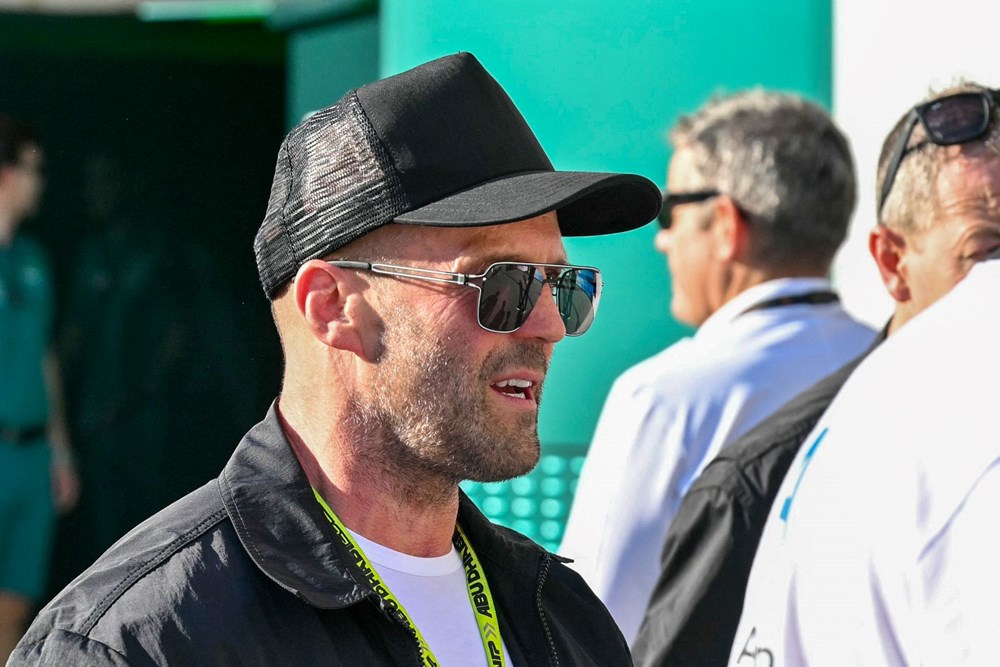 Fahriye Evcen ile Burak Özçivit, Formula 1 yarışları için Abu Dabi'de - 11