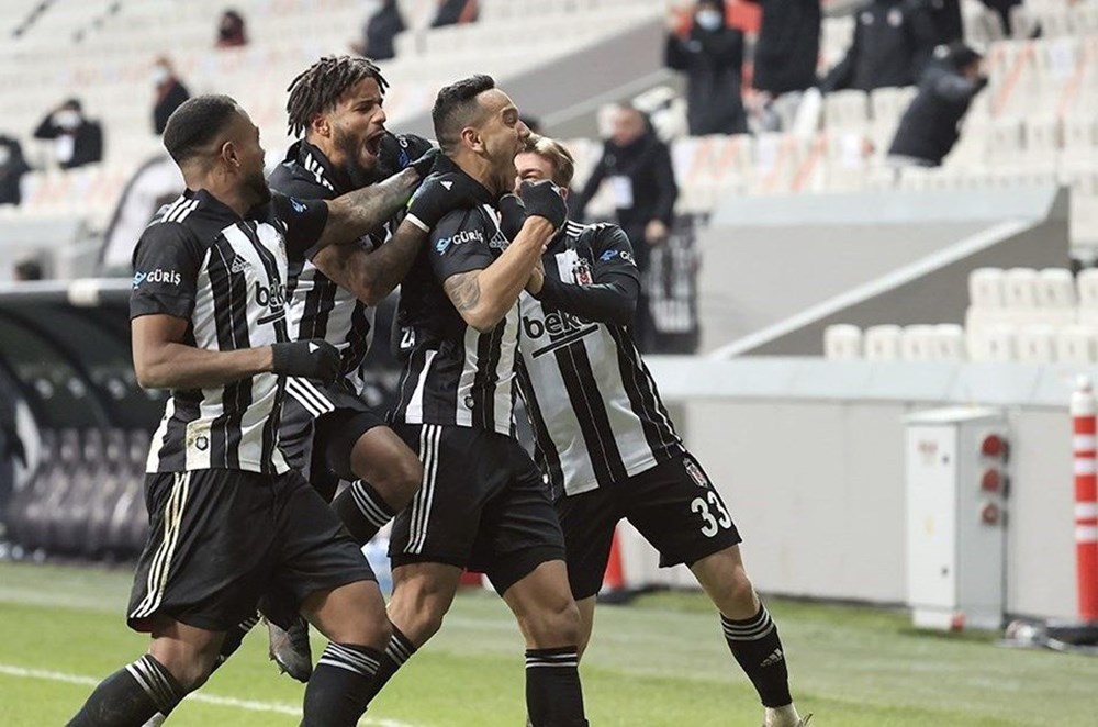 Rakamlarla Galatasaray-Beşiktaş rekabeti (Muhtemel 11'ler) - 5