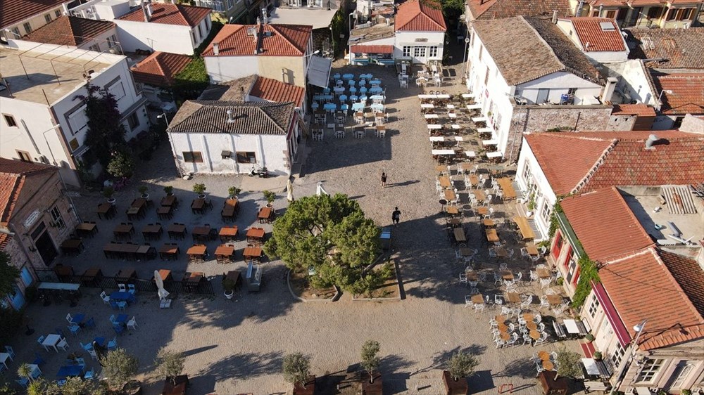 Cunda Adası'nda doluluk yüzde 100'e ulaştı - 4