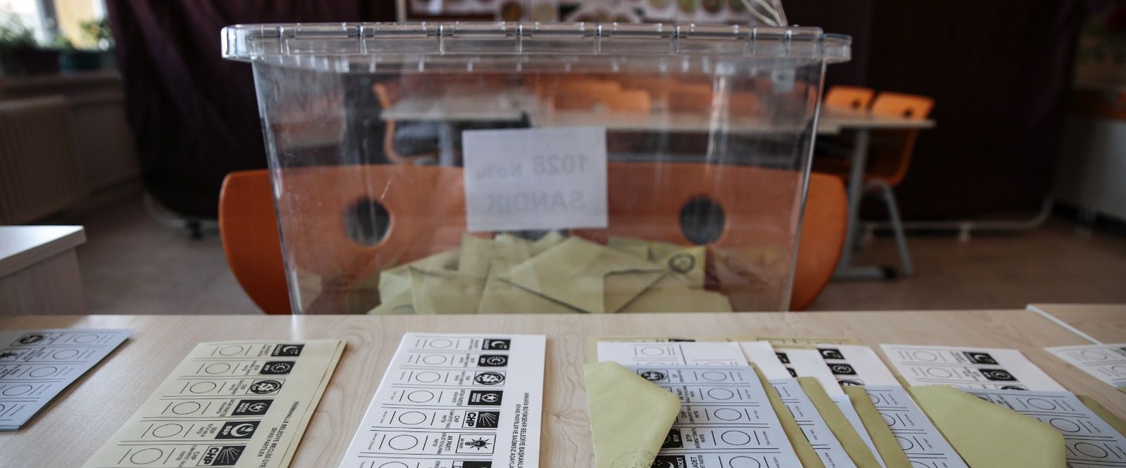 AKP Ä°stanbulda seÃ§imlerin ile ilgili gÃ¶rsel sonucu