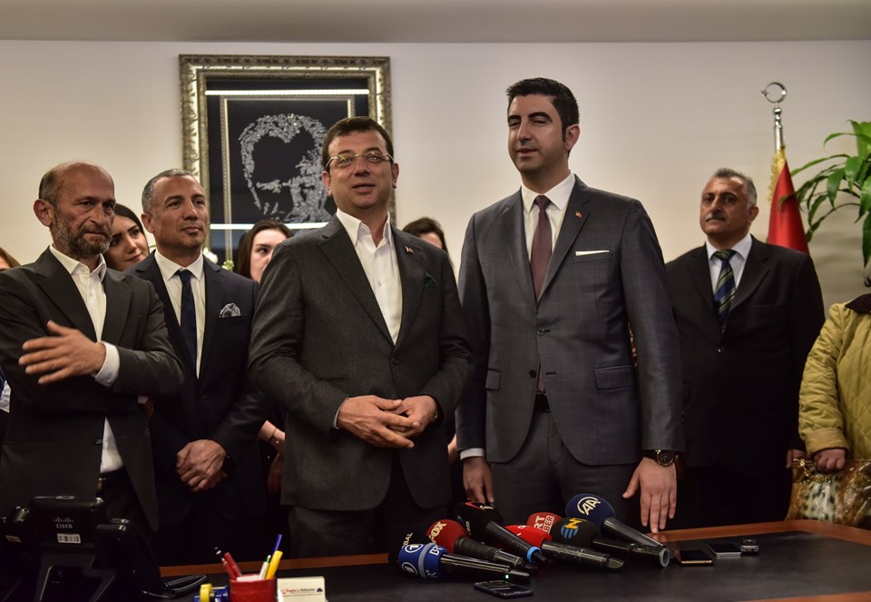 Ekrem İmamoğlu, Kartal Belediyesi'ni ziyaret etti Ekrem İmamoğlu, Kartal Belediyesi'ni ziyaret etti