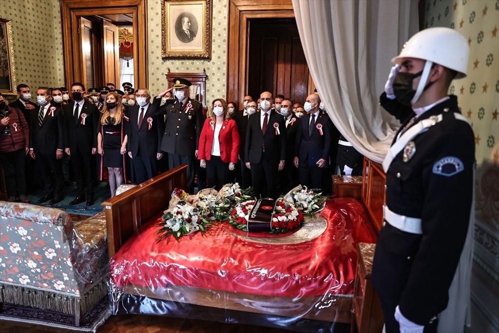 Büyük Önder Atatürk Dolmabahçe'de anıldı - 1