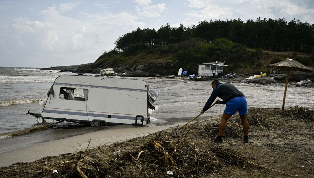 Bulgaristan'da sel felaketi üç can aldı