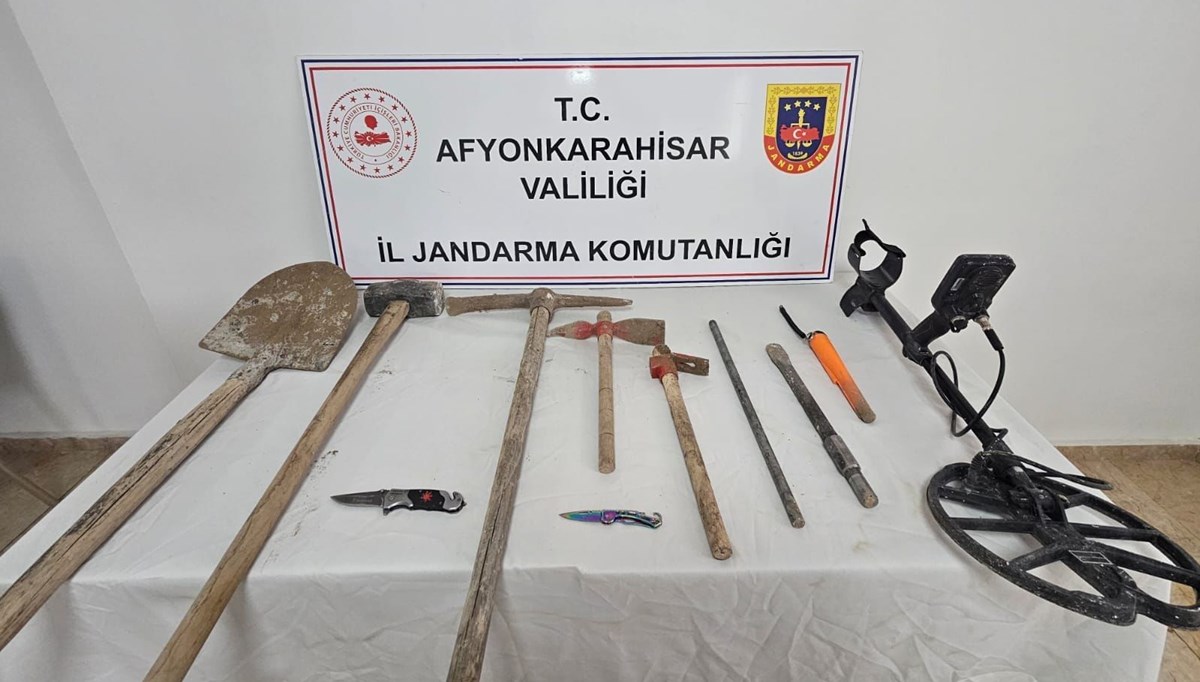 Kaçak kazı yapan şüphelilere suçüstü Kaçak kazı yapan şüphelilere suçüstü
