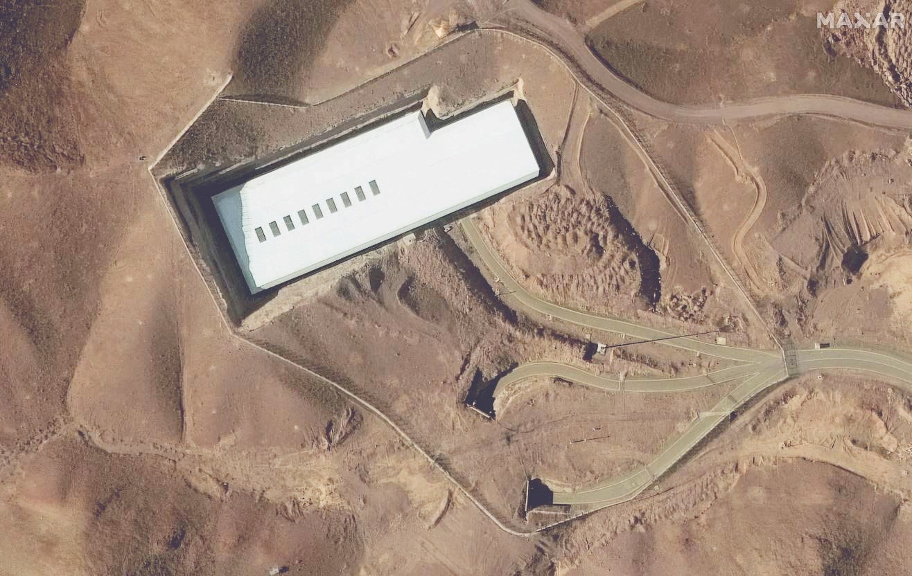 ABD'nin İran'da hedef aldığı nükleer tesislerden Fordo. 