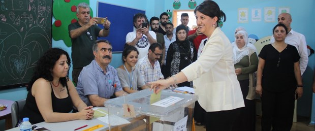 hdp pervin buldan istanbul seçim230619.jpg