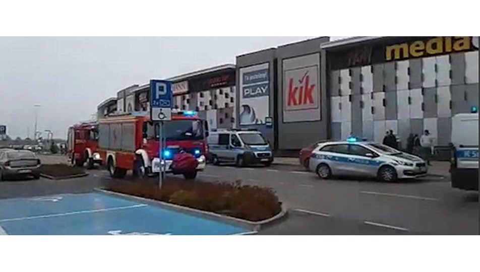Polonya'da alışveriş merkezinde bıçaklı saldırı