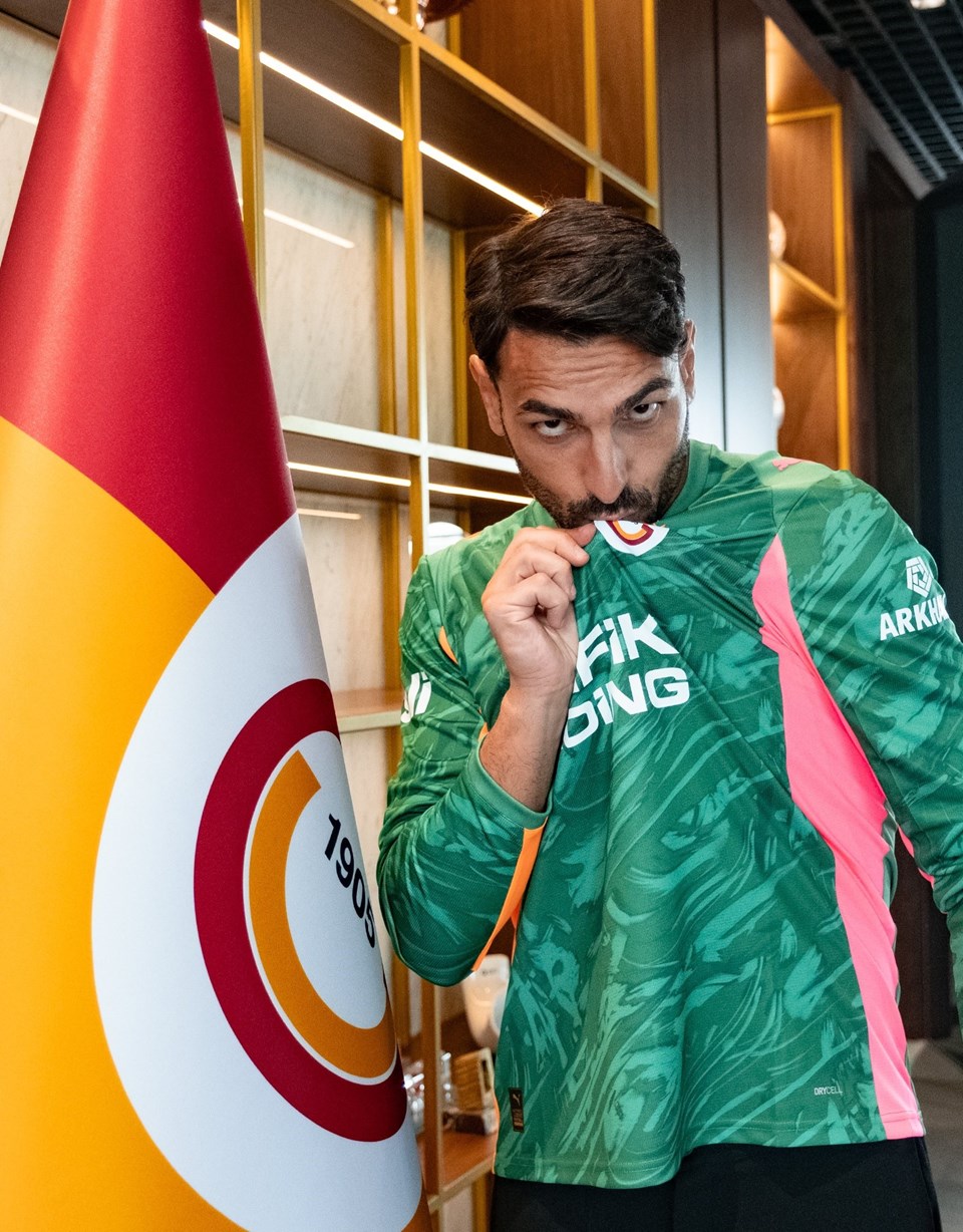 Galatasaray'dan 2 imza birden - 1