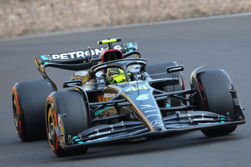 Brad Pitt film çekimlerinde gerçek Formula 1 aracı kullanacak - 6