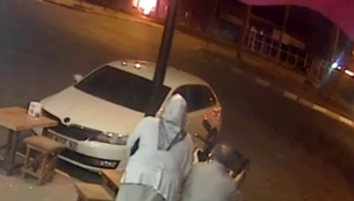 Hatay'da motosiklet duvara çarptı: 2 ölü Hatay'da motosiklet duvara çarptı: 2 ölü