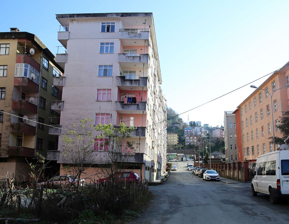 Rize'nin 'Pisa Kuleleri'ne tahliye - 1