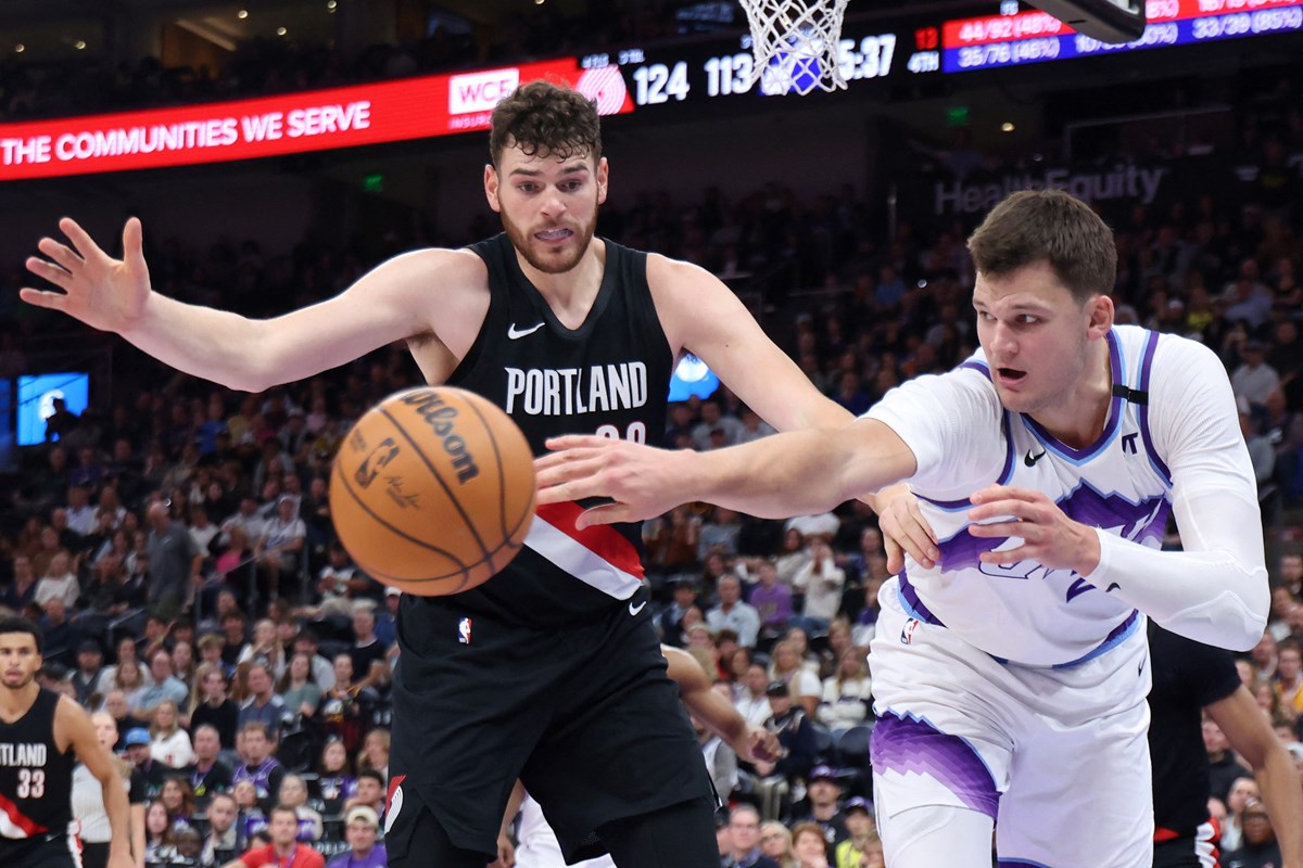 Ev sahibi Utah Jazz, karşılaşmanın başında yakaladığı 13 sayılık farkı koruyamadı.