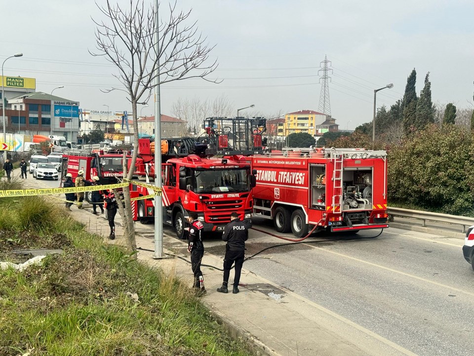 İstanbul'da akaryakıt tankerinde patlama: 2 ölü - 1