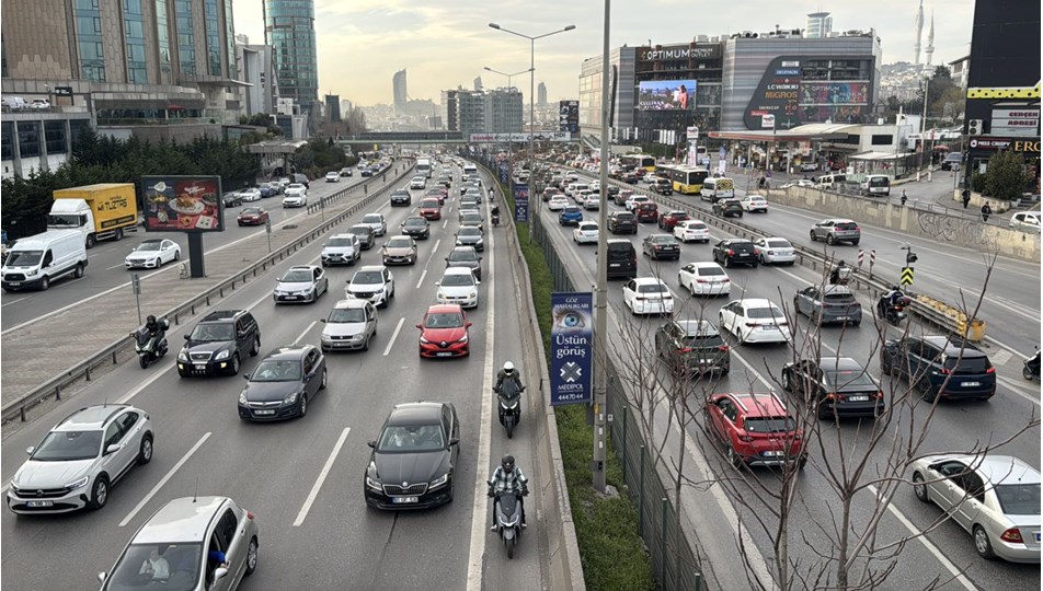 İstanbul'da hafta sonunda yoğun trafik