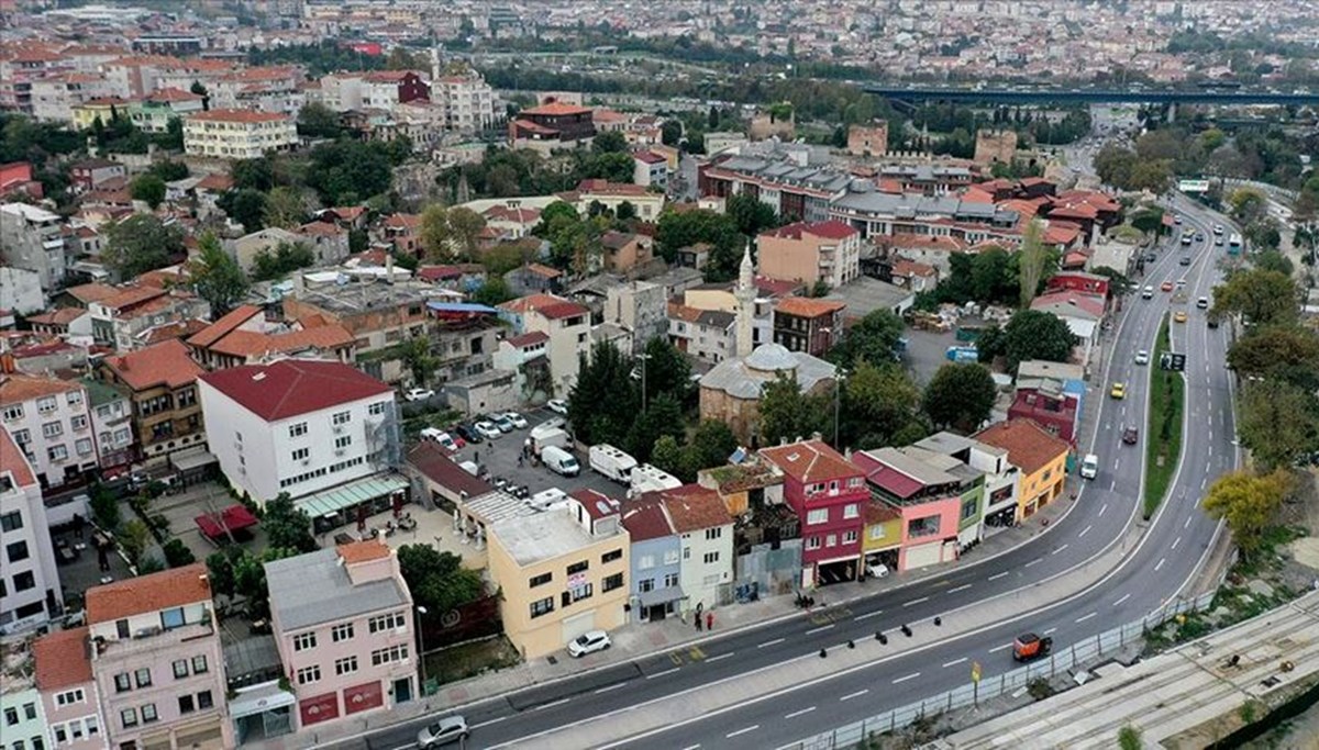 Fatih'teki suç örgütü davası: Mahkemeden 23 sanığa Balat'a girme yasağı